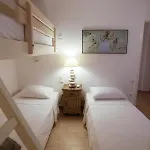 Villa αιωρα
